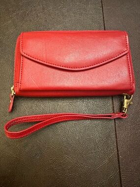 Royce Brand Red Wristlet Clutch with Detachable Strap, NWOT